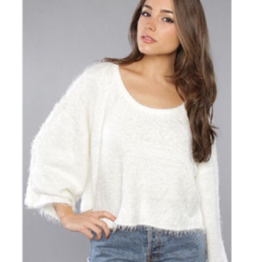 Minkpink Marabou fuzzy cropped white sweater XS